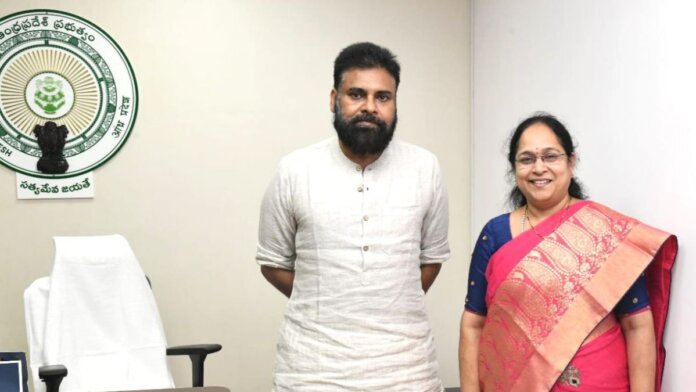 జనసేన ఎమ్మెల్యే పై ఈసీకి ఫిర్యాదు...!