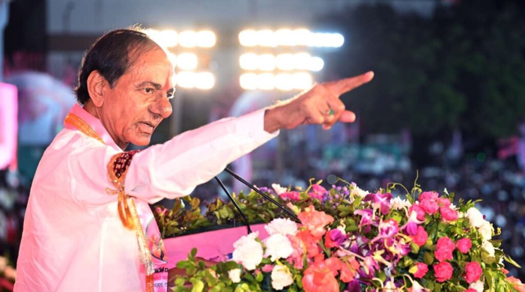KCR Ashirvad Sabha: “నేను మళ్ళీ వస్తా.. వచ్చాక మొదటి సంతకం దానిపైనే చేస్తా”