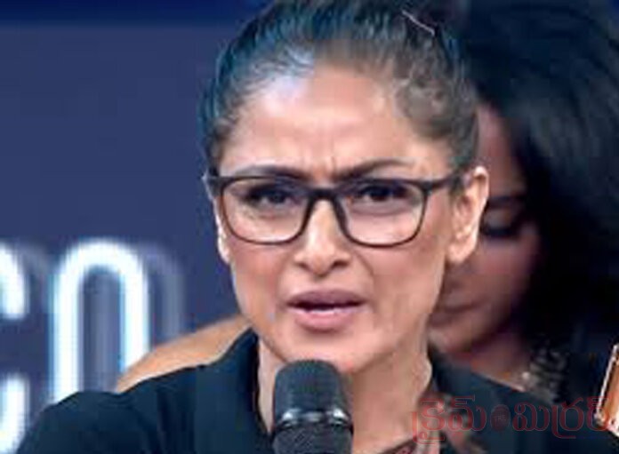 బాలీవుడ్ పై సిమ్రాన్ షాకింగ్ కామెంట్స్...