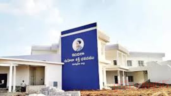 జూన్ 2న ఇందిరా మహిళా శక్తి భవనాలు ప్రారంభానికి సిద్దం...!