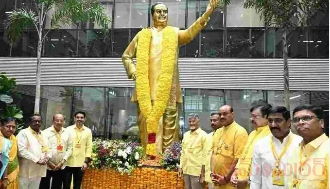 జయంతి సందర్భంగా అన్ని పార్టీల నేతల ఘన నివాళి