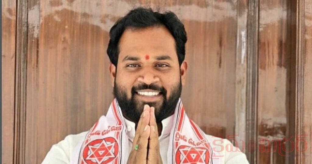 జనసేన ఎమ్మెల్యే అరవ శ్రీధర్ రాజీనామా!