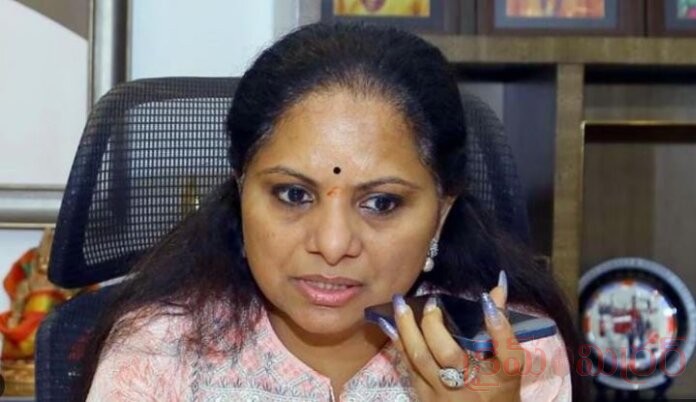 పంట నష్టపోయిన రైతులు ధైర్యంగా ఉండాలి-కవిత