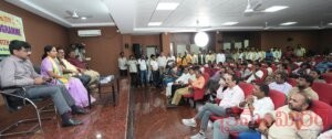 బషీర్ బాగ్ ప్రెస్ క్లబ్ మీట్ ది ప్రెస్ లో మాట్లాడుతున్న టీఆర్ఎస్ చీఫ్ కల్వకుంట్ల కవిత