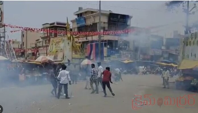 విజయ్ గెలుపు.. ఏపీలో సంబరాలు...!
