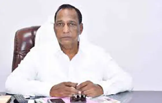 పూలు, పాల‌మ్మిన మ‌ల్లారెడ్డి సార్ కథ... ఒక్క పేజీతో ముగియ‌దు...!
