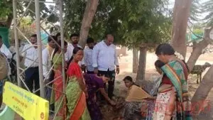 లక్ష్మీదేవిగూడెంను ఆదర్శ గ్రామంగా తీర్చిదిద్దడమే లక్ష్యం