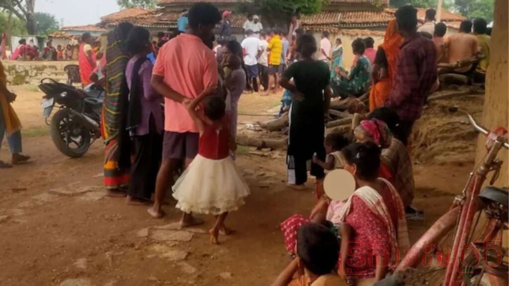 Child Assault Case: షాకింగ్.. మూడేళ్ల చిన్నారిపై అత్యాచారం.. నిందితుడికి జరిమానా.. ఆ డబ్బుతో పంచాయితీ పెద్దల దావత్!