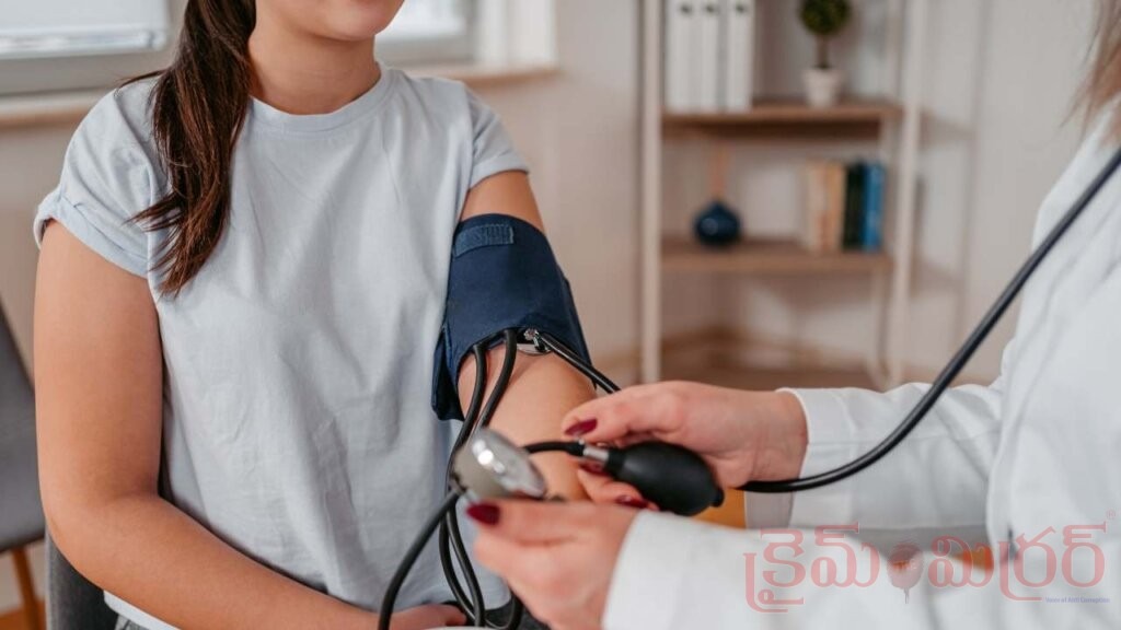 High BP: వృద్ధులకే కాదు.. యువతలో కూడా.. హైబీపీపై షాకింగ్ రిపోర్ట్..