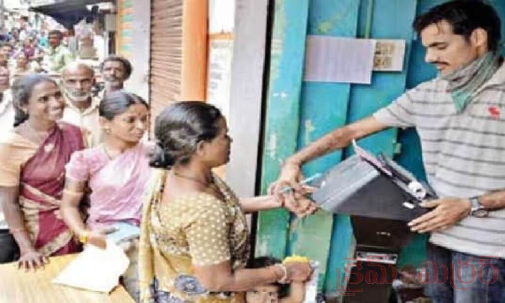 తెలంగాణలో రేషన్ వ్యవస్థలో విప్లవాత్మక మార్పులు.. ఏటీఎం తరహా స్మార్ట్ కార్డులు త్వరలో!