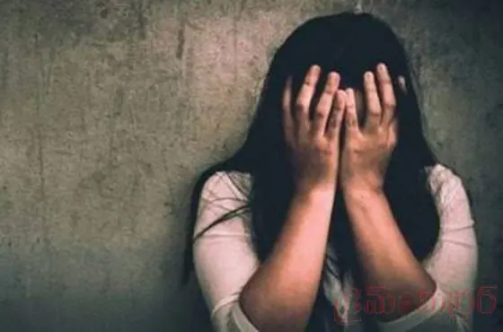 దారుణం...! పాఠ‌శాల‌లో బాలిక‌కు ఆరోగ్య ప‌రీక్ష‌లు చేస్తుండ‌గా షాకింగ్ ఘ‌ట‌న‌...