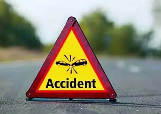 కొండాపూర్‌లో ఘోర రోడ్డు ప్రమాదం...! ఒక‌రు మృతి..