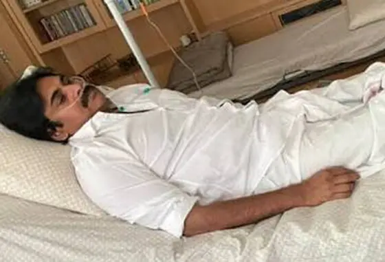 పవన్ కళ్యాణ్ కు తీవ్ర అస్వస్థత...!