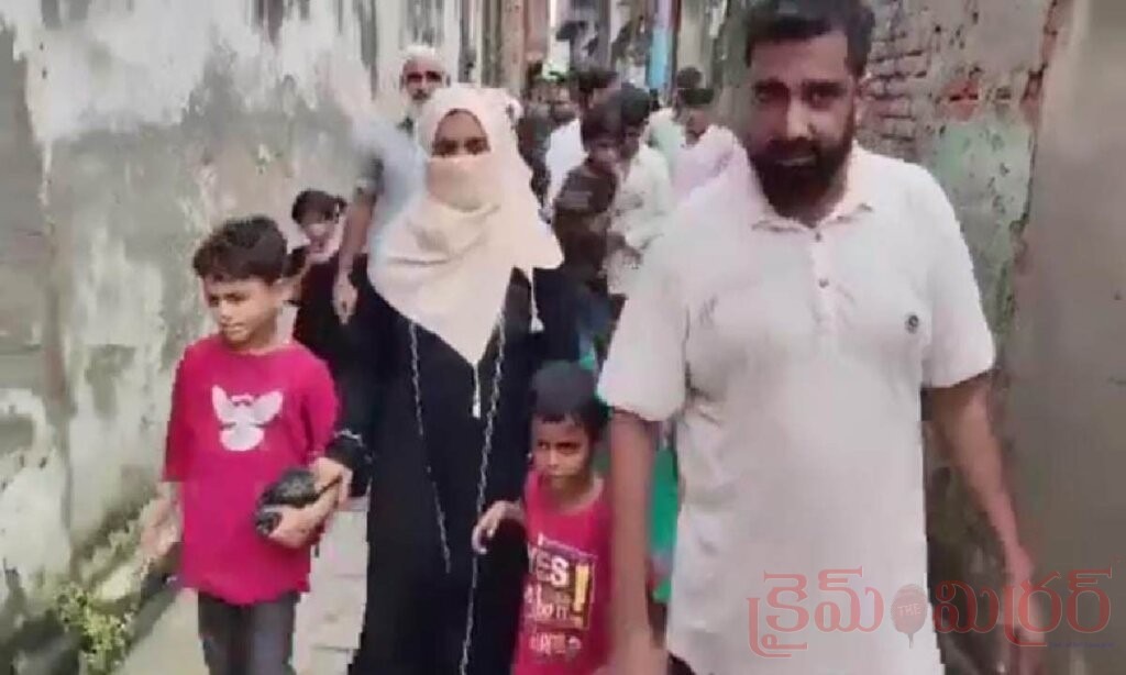 మొరాదాబాద్‌లో వింత ప్రేమకథ.. ముగ్గురు పిల్లల తల్లి, ఆరుగురు పిల్లల తండ్రి పెళ్లి