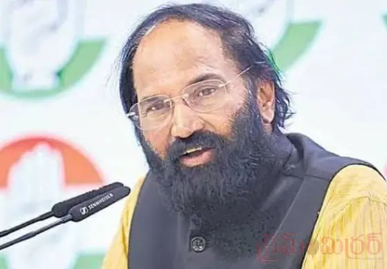 రేషన్ కార్డుల వేదికగా పొలిటికల్ హీట్...! బీజేపీపై మంత్రి ఉత్తమ్ ఫైర్...