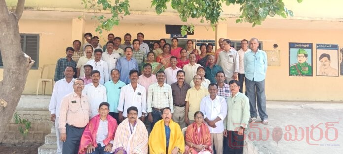 Grand Felicitation for Best Teachers in Vemulpally mandal
