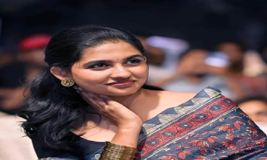 మమితా బైజుకు అస్వస్థత.. ఆసుపత్రిలో చేరిన మలయాళ నటి