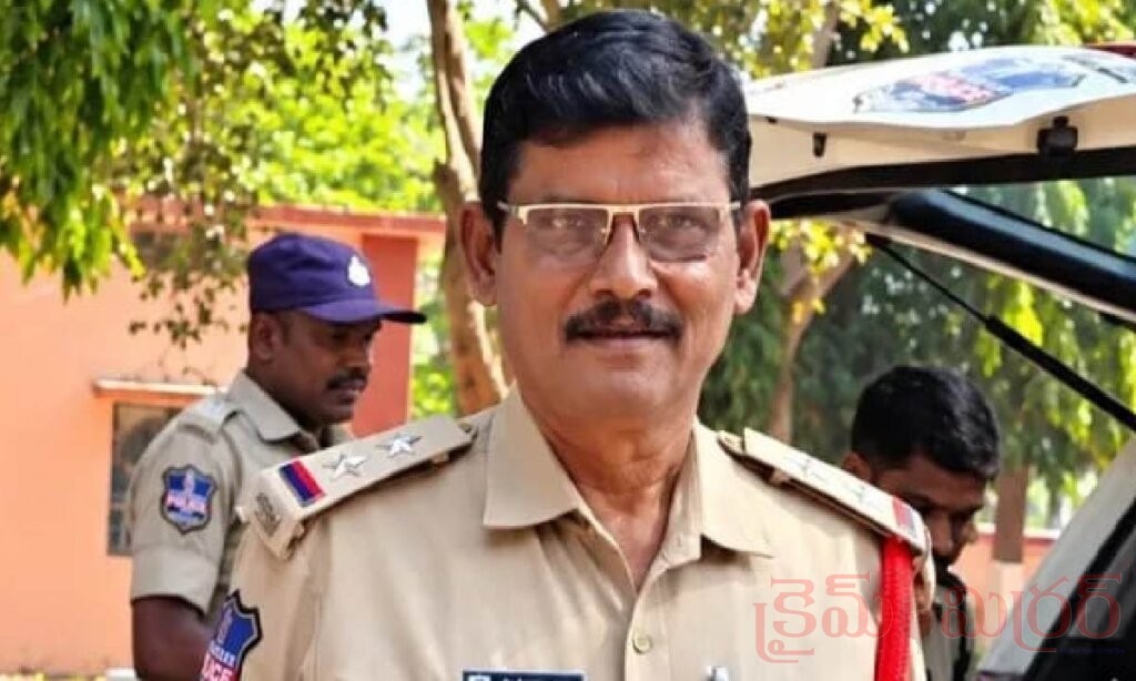 గణేశ్ నిమజ్జన బందోబస్తులో విషాదం.. రోడ్డు ప్రమాదంలో ఎస్సై వెంకన్న మృతి