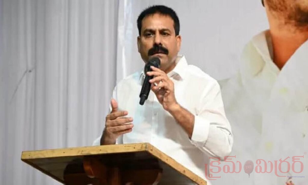 తనఖా పెట్టిన భూమిపై చీటింగ్ కేసు.. మాజీ ఎమ్మెల్యే అన్నాబత్తుని శివకుమార్‌ పై ఎఫ్ఐఆర్