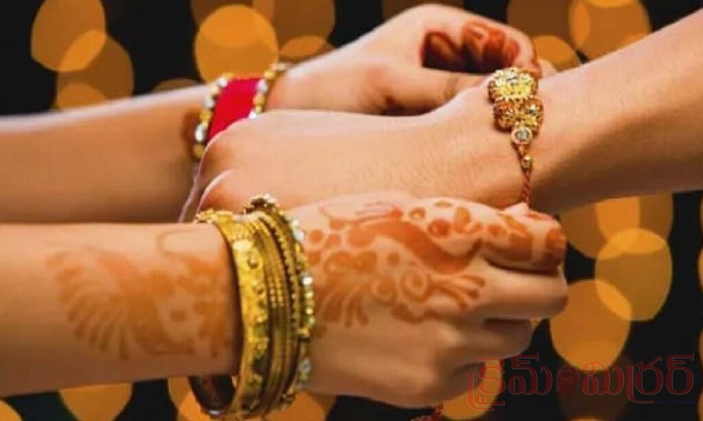 రాఖీ కట్టిన భర్త స్నేహితుడితోనే మహిళ పరార్..