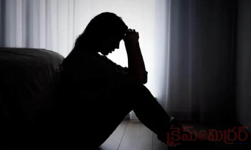 నకిలీ బాబా దారుణం.. జాతక దోషం పేరుతో బాలికపై అత్యాచారం