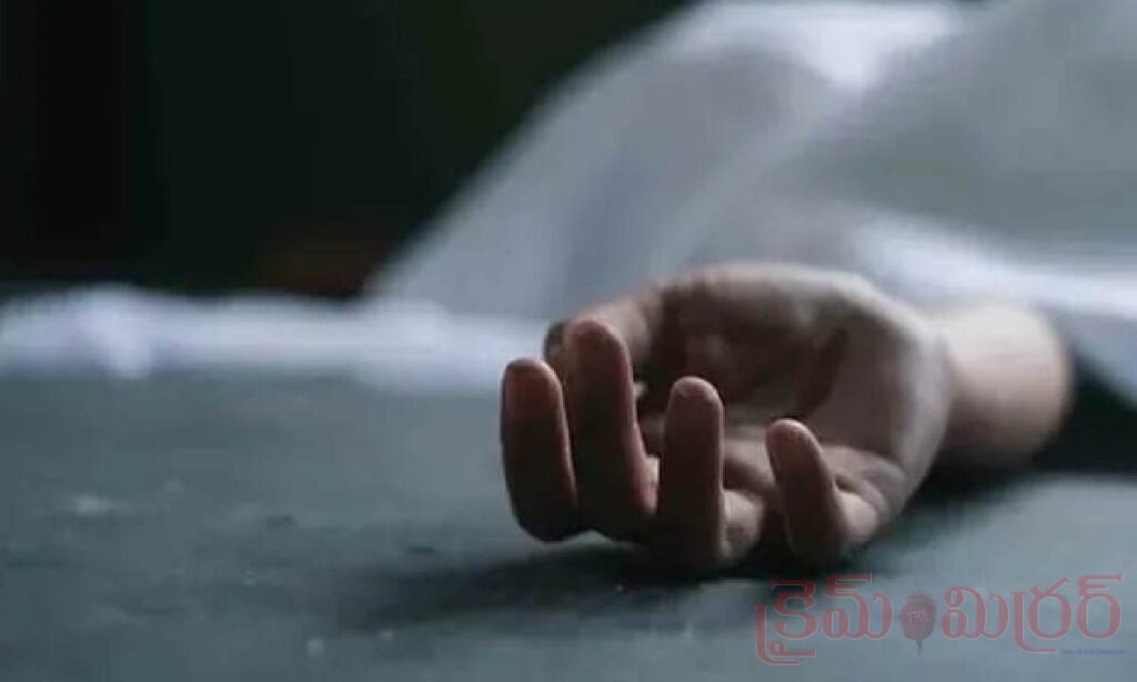 వివాహమైన వారం రోజులకే విషాదం.. రోడ్డు ప్రమాదంలో నవ వరుడు మృతి