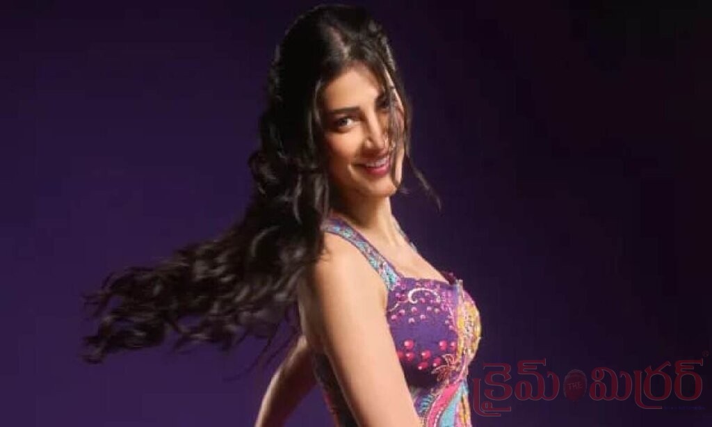 ‘మగవాళ్లకు కూడా పీరియడ్స్ వస్తే బాగుండు’.. శ్రుతి హాసన్ ఆసక్తికర వ్యాఖ్యలు