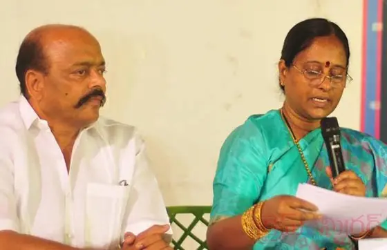 కొంపముంచిన కొండా దంపతుల దూకుడు...! దెబ్బ తింటున్న ప్ర‌తిష్ట‌...