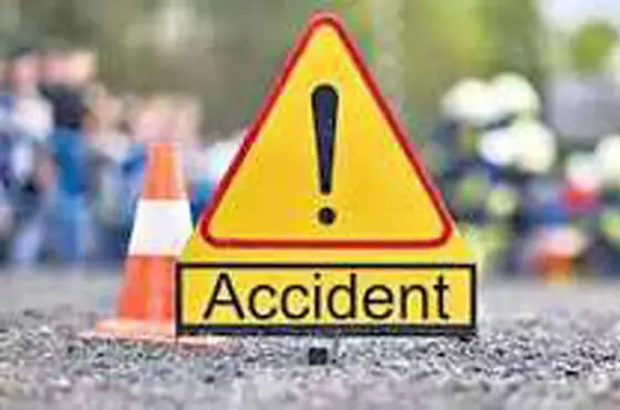 ఘోర రోడ్డు ప్ర‌మాదం...! ఒక‌రు మృతి...