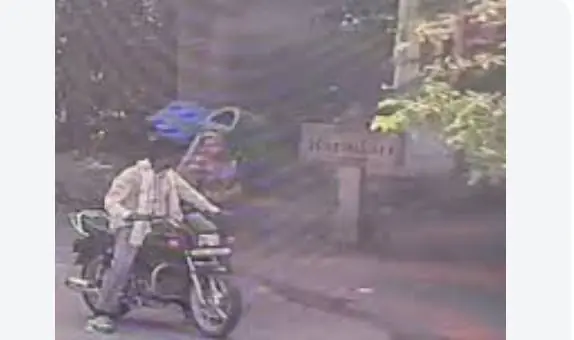 Wife Runs Away with Lover While Husband Is Parking His Bike