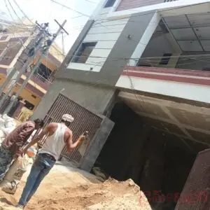 కర్మన్ ఘాట్ పద్మానగర్ రోడ్డు నెంబర్ 04 లో యధావిధిగా పనులు జరుగుతున్న దృశ్యం