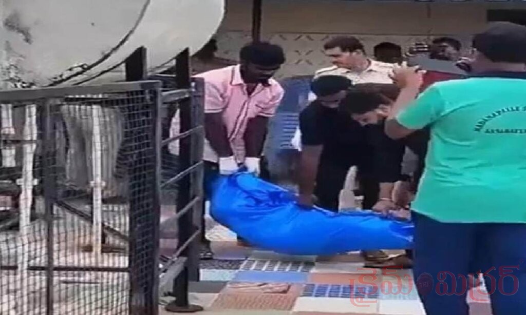 అన్నమయ్య జిల్లాలో దారుణం.. బీర్ బాటిల్‌తో దాడి చేసి భార్యను హతమార్చిన భర్త!